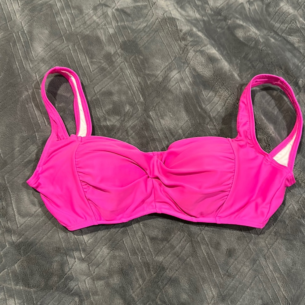 Venus swim top, D